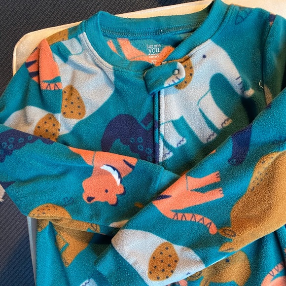 Carter’s sleepers (2) one brand new with tags - Picture 2 of 9